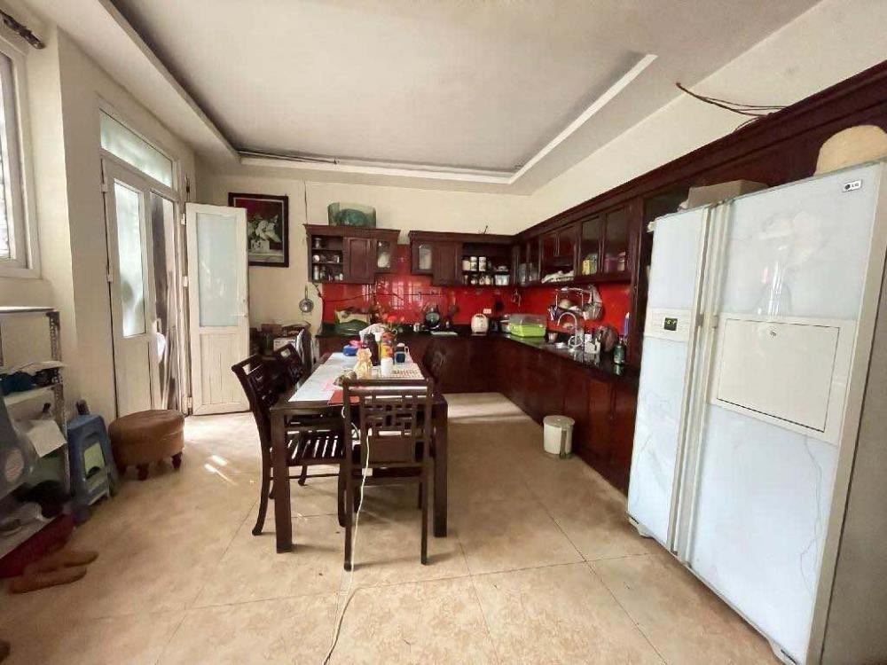 Nhà Tây Hồ - Lô Góc - 3 Thoáng - Gần Ô Tô - Giá Tốt