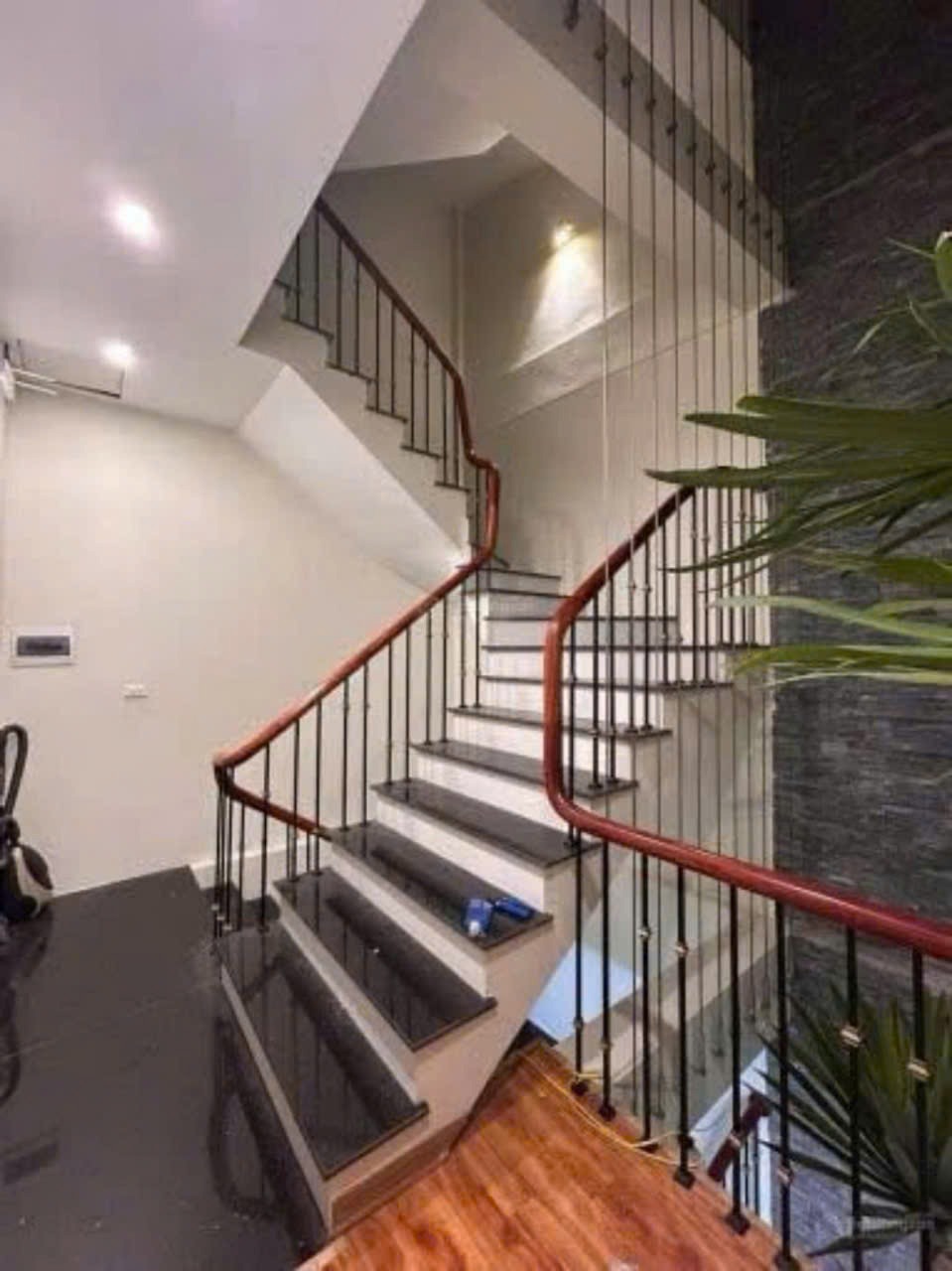 Nhà đẹp trung tâm Đống Đa 68m², Giá 15.45 tỷ - Vị trí đắc địa, tiềm năng lớn