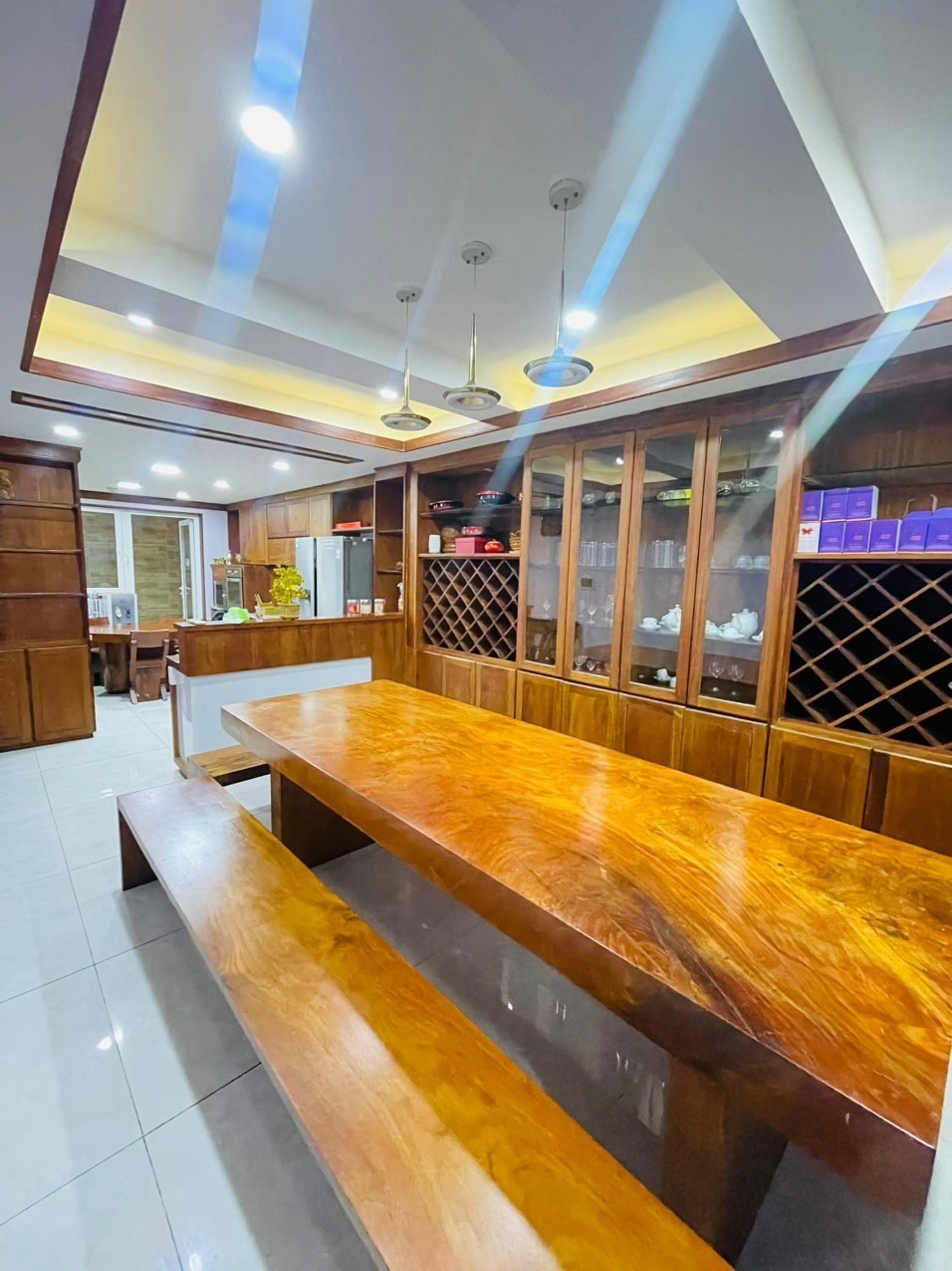 Toà nhà 7 tầng, 130m2, 12 phòng ngủ cho thuê 100tr/tháng - Quận 10, Giá 32.3 tỷ