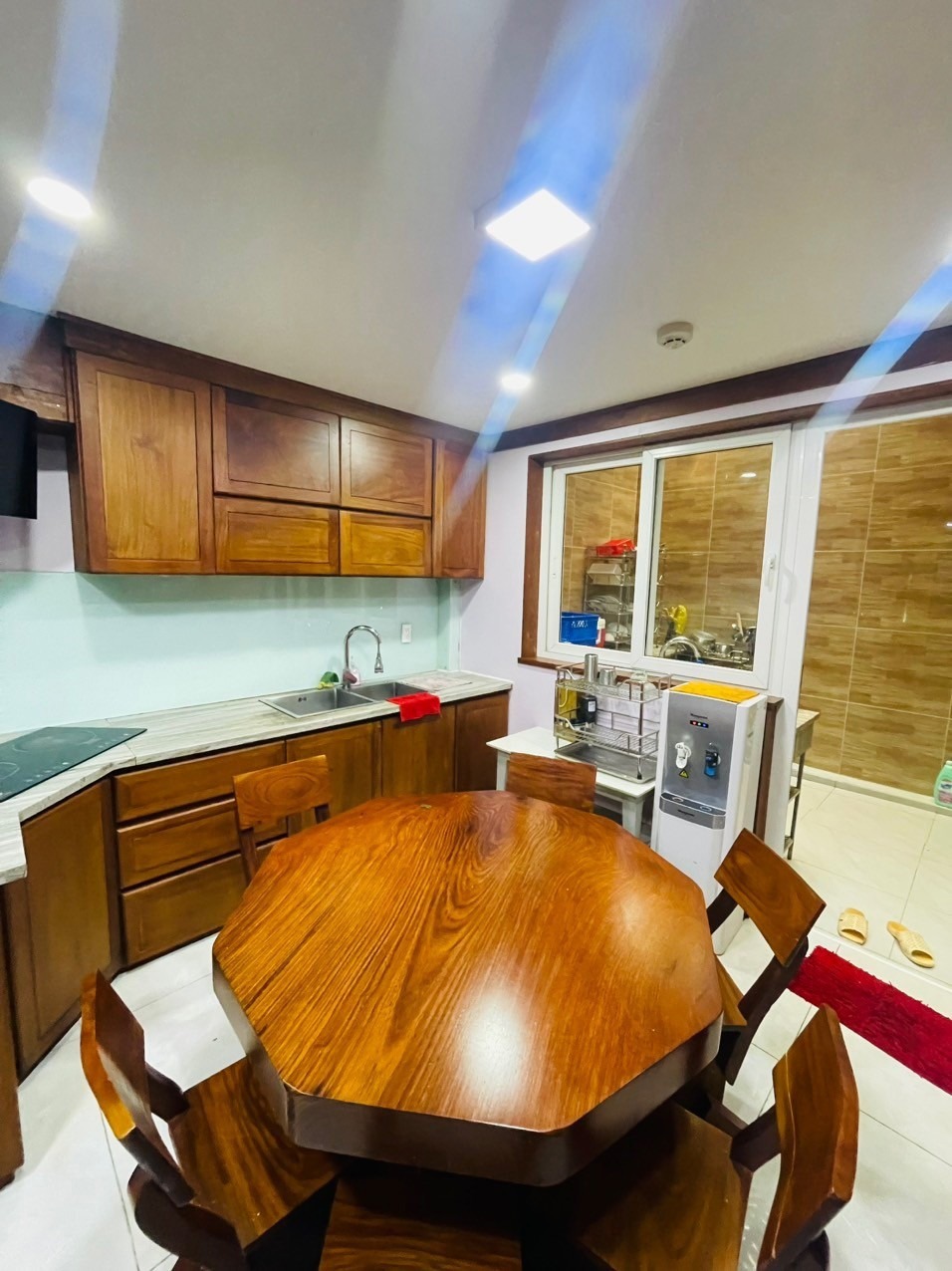 Toà nhà 7 tầng, 130m2, 12 phòng ngủ cho thuê 100tr/tháng - Quận 10, Giá 32.3 tỷ