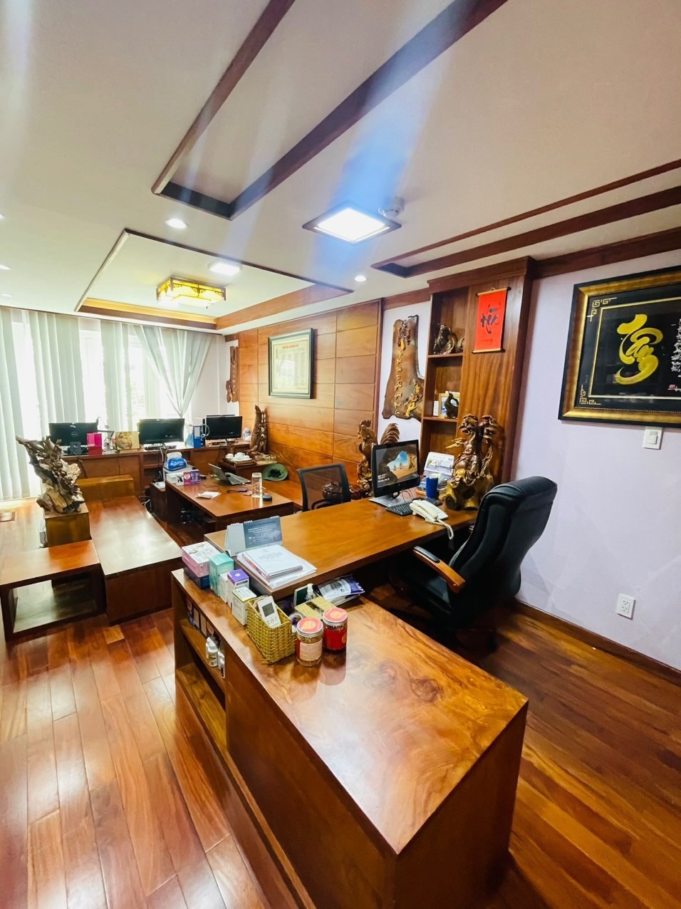 Toà nhà 7 tầng, 130m2, 12 phòng ngủ cho thuê 100tr/tháng - Quận 10, Giá 32.3 tỷ