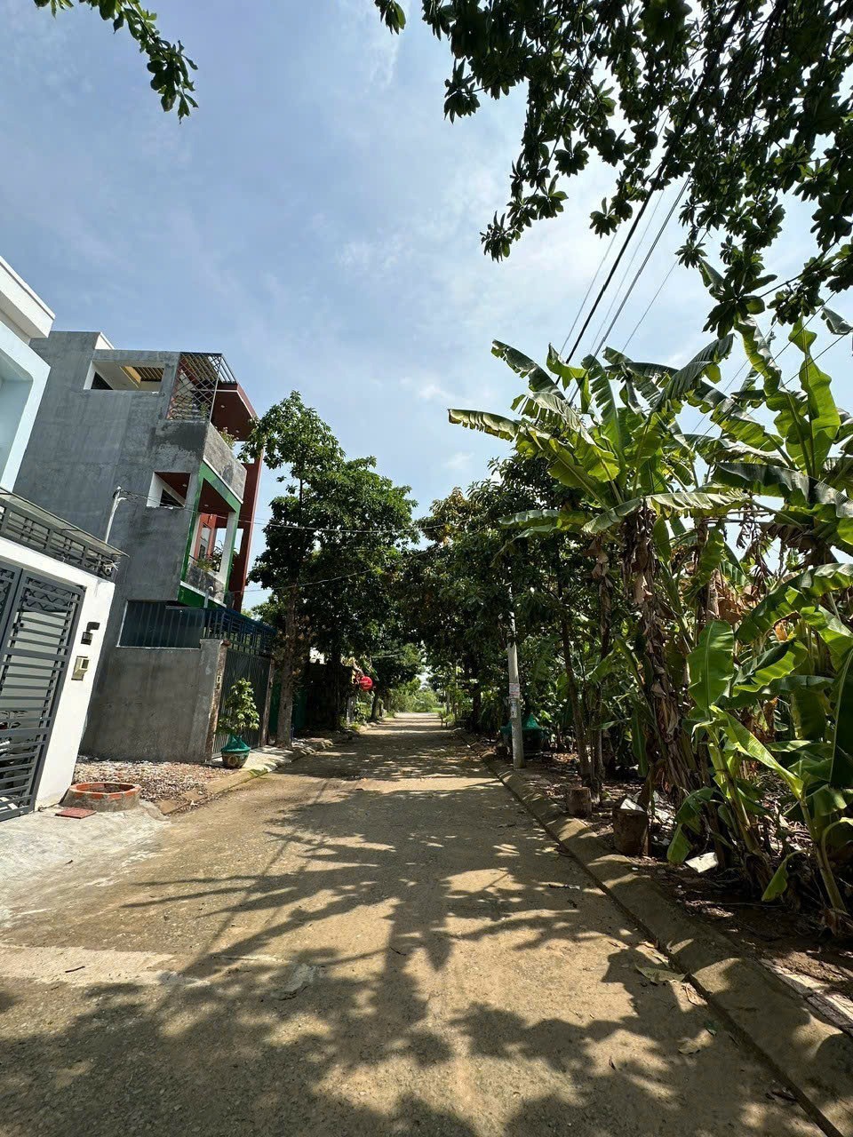 Bán đất Quận 9 - Phường Long Phước - 82.7m2 - Giá 3 tỷ (Thương lượng)