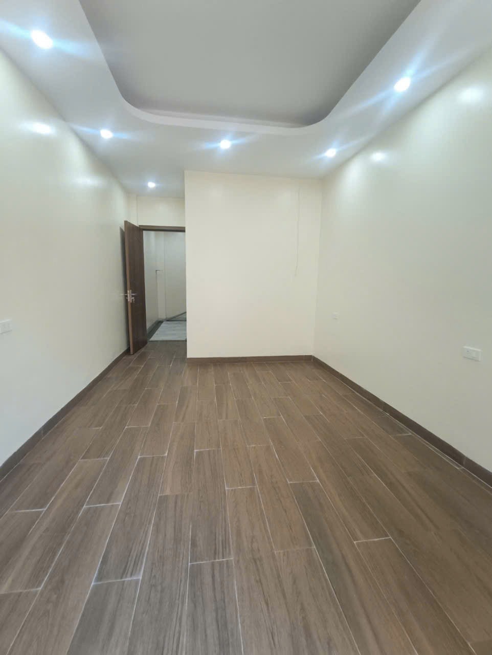 Bán Nhà Nhân Hòa - Gần Royal City, Ngõ Rộng Thoáng - 39m² - 6.45 Tỷ