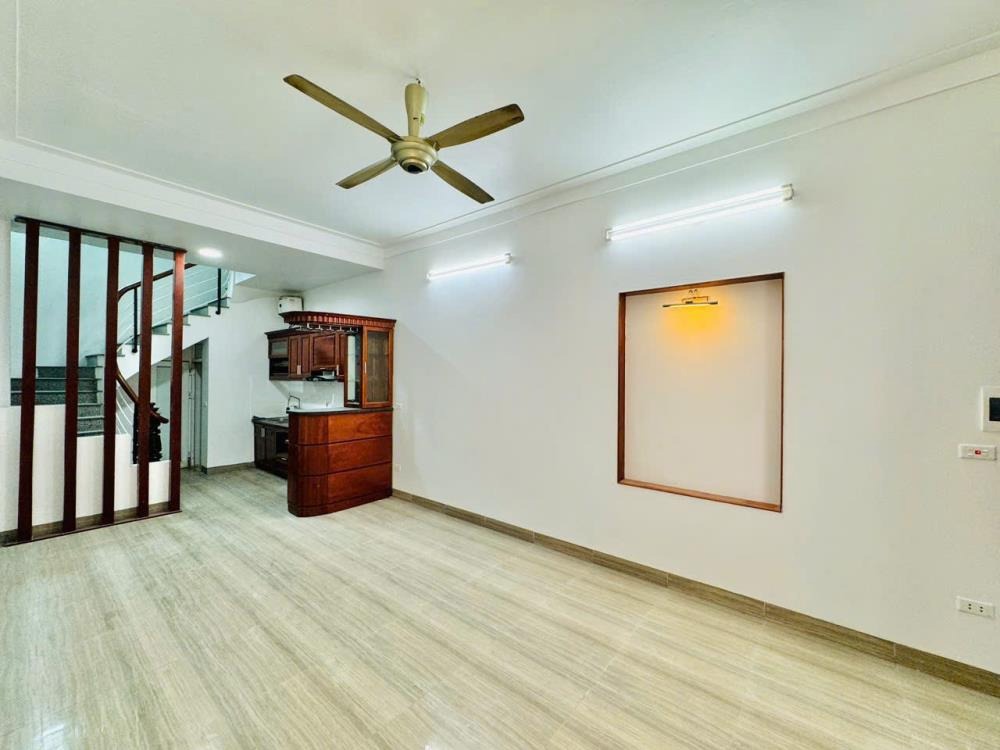 Bán nhà Minh Khai - Hai Bà Trưng 38m², 5 Tầng, 2 Mặt Thoáng - Giá Tốt