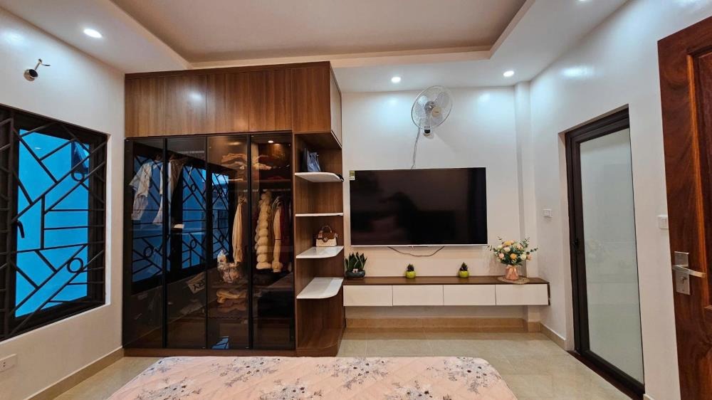 Nhà Đẹp Tặng Nội Thất - Vị Trí Vàng Nam Từ Liêm, Sổ Đỏ Nở Hậu