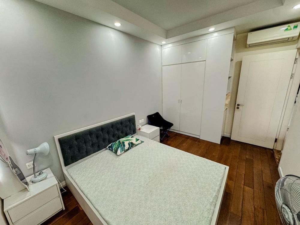 Căn Hộ Capitale Trần Duy Hưng: 3PN, Full Nội Thất, View Đẹp - Giá 12.5 Tỷ