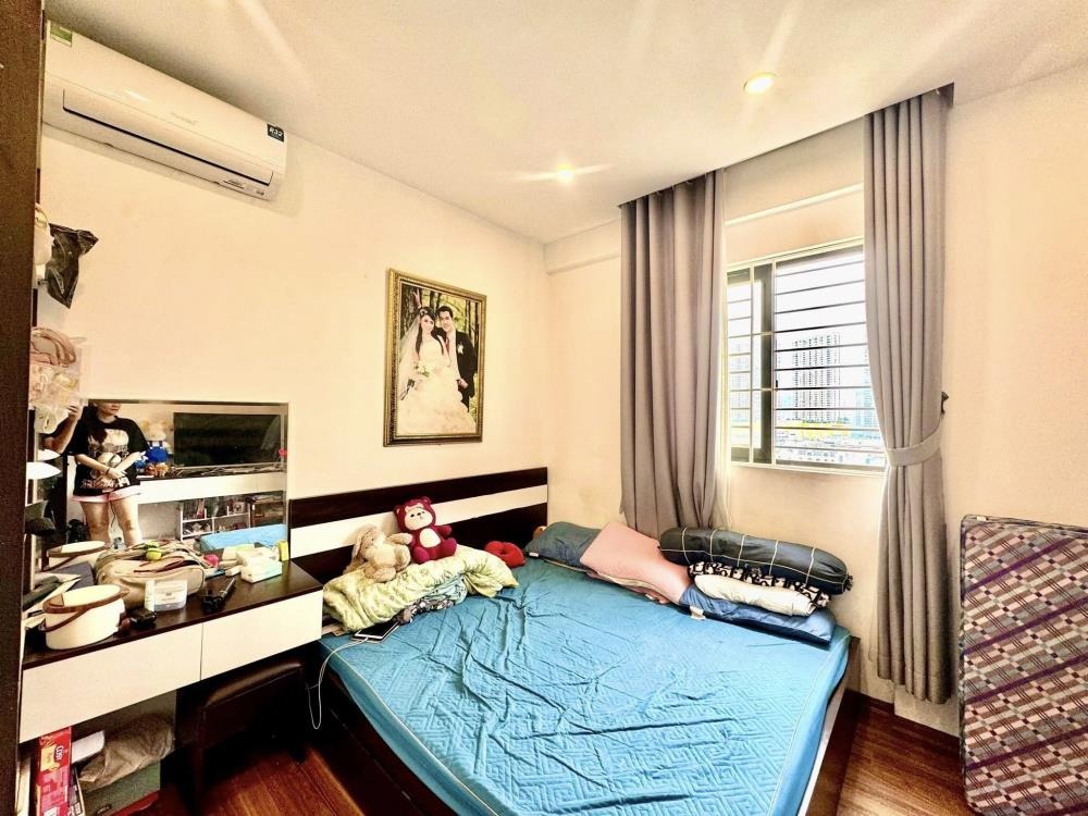 Bán Chung Cư B11C Nam Trung Yên 60m2 - 2PN - Giá 4 Tỷ - Vị Trí Đắc Địa