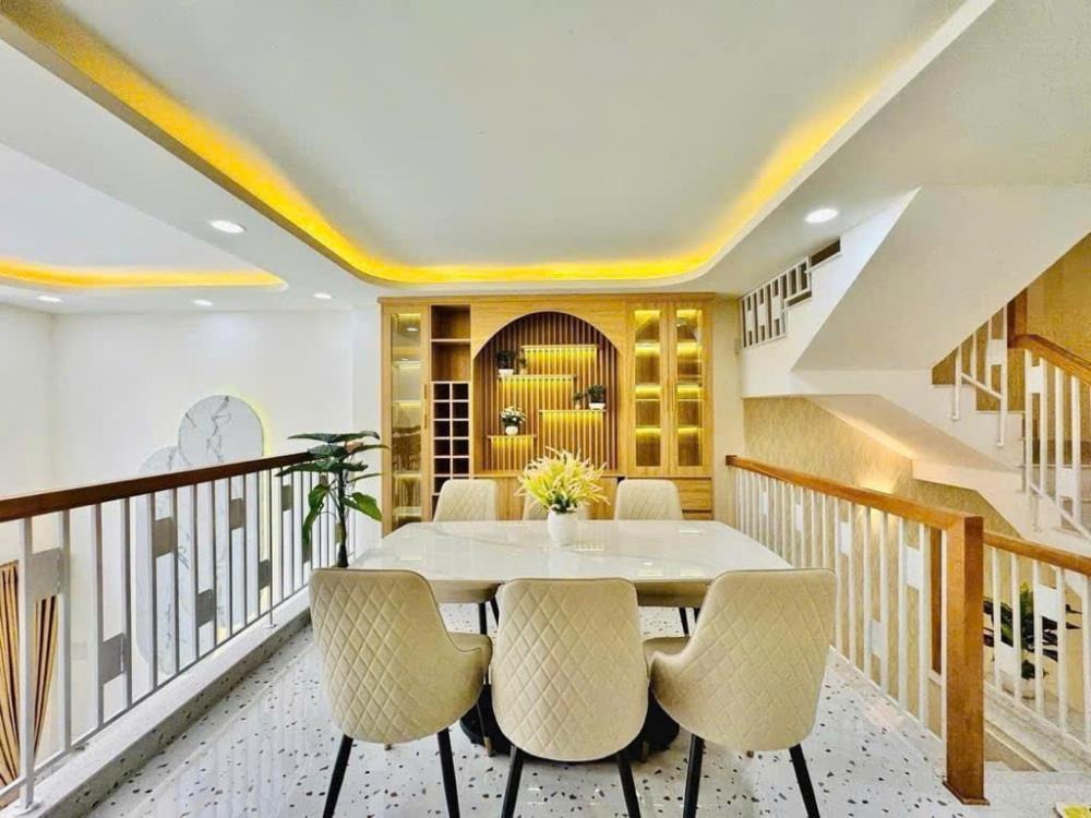 Nhà Sát Mặt Tiền Nguyễn Tư Giản, P12, Gò Vấp - 5x9m, Giá 7 Tỷ+