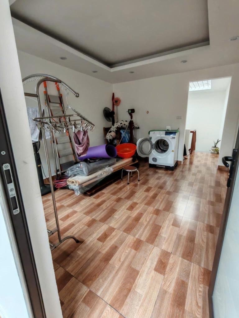 Bán đất tặng nhà - Phố Thái Hà - Đống Đa - Đất phân lô - 49m2 - Giá 11.5 tỷ