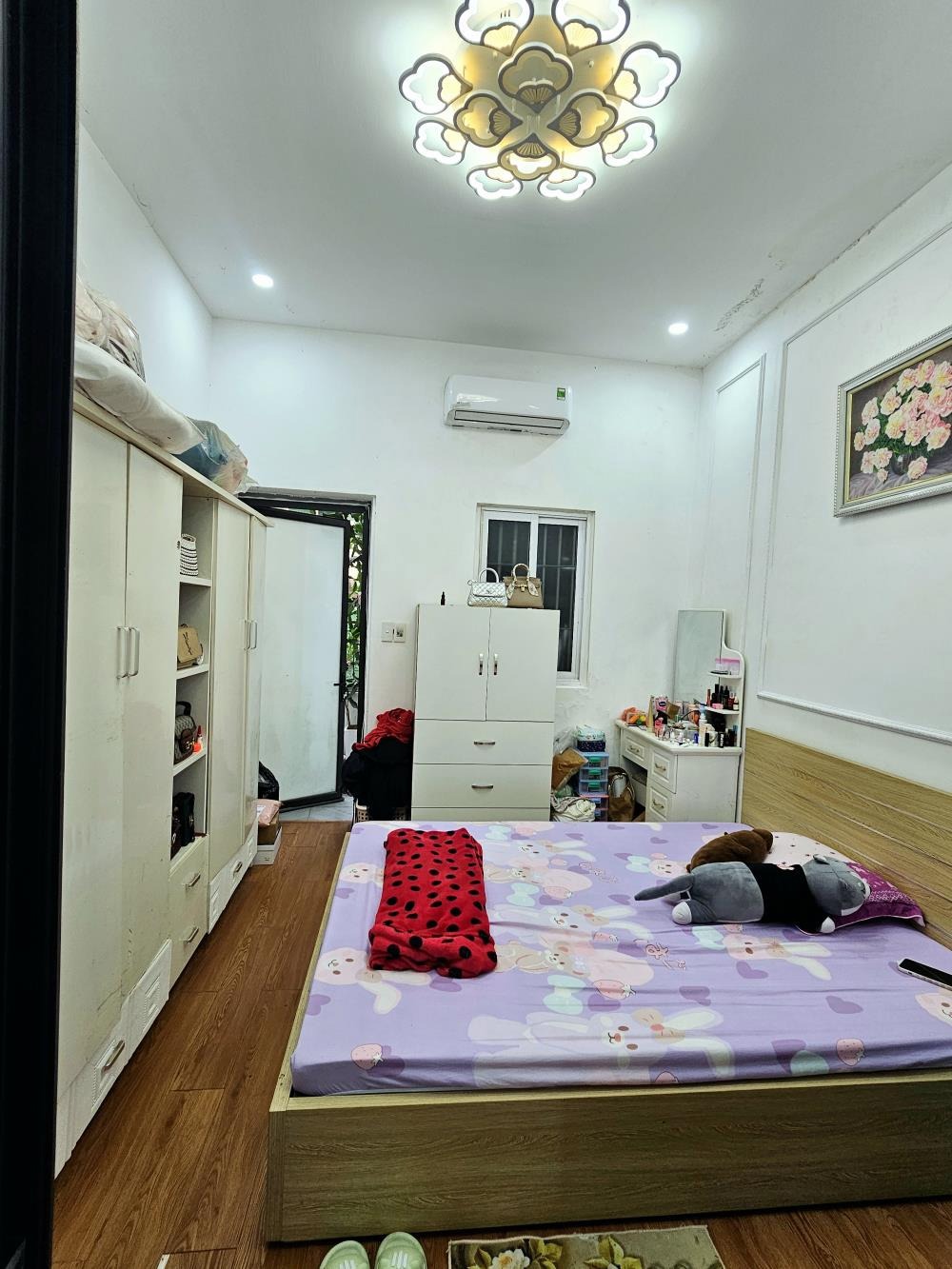 Bán nhà Tôn Đức Thắng, Đống Đa: 4 Tầng, Ngõ Thông, 25m², Giá Tốt