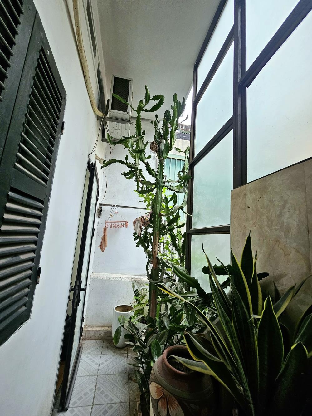 Bán nhà Tôn Đức Thắng, Đống Đa: 4 Tầng, Ngõ Thông, 25m², Giá Tốt