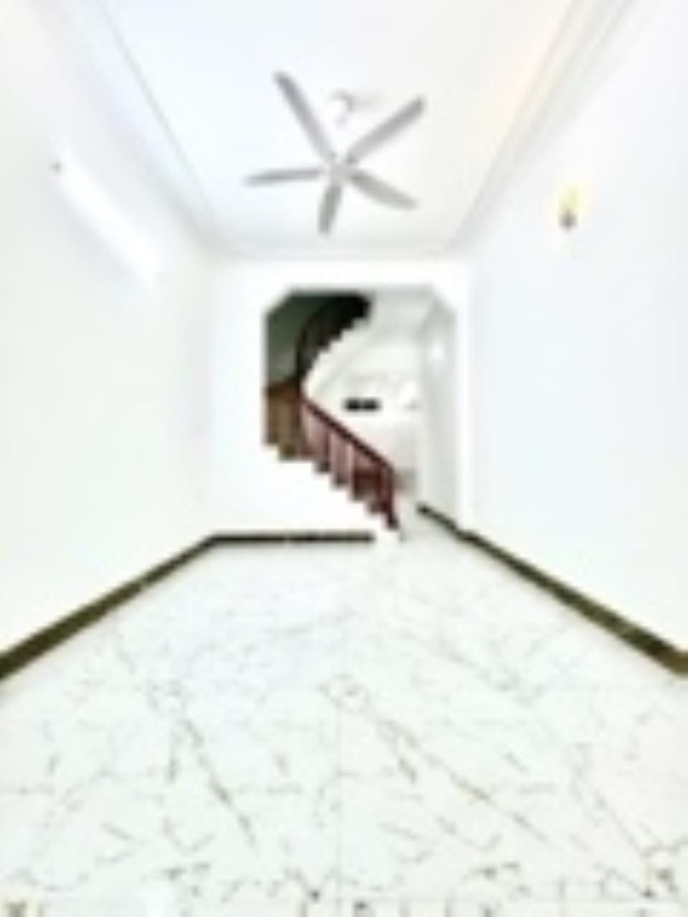 Bán nhà 12.5 tỷ phân lô ô tô - Vị trí đẹp, tiện ích đầy đủ