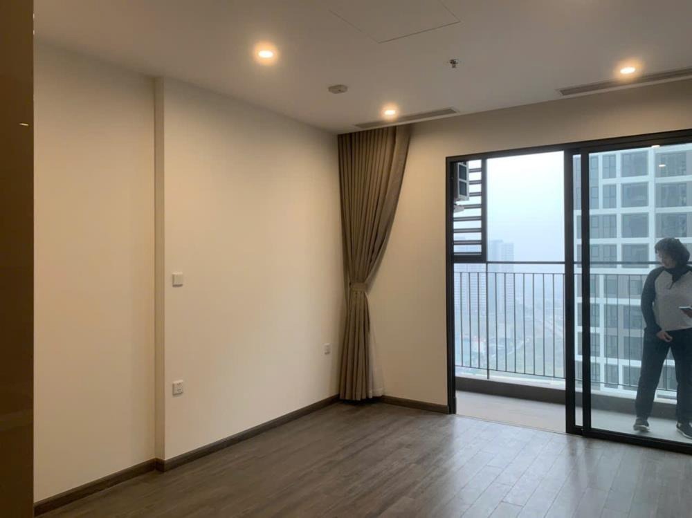 Bán Gấp Studio Ruby Mặt View Thông Thoáng - Metro City