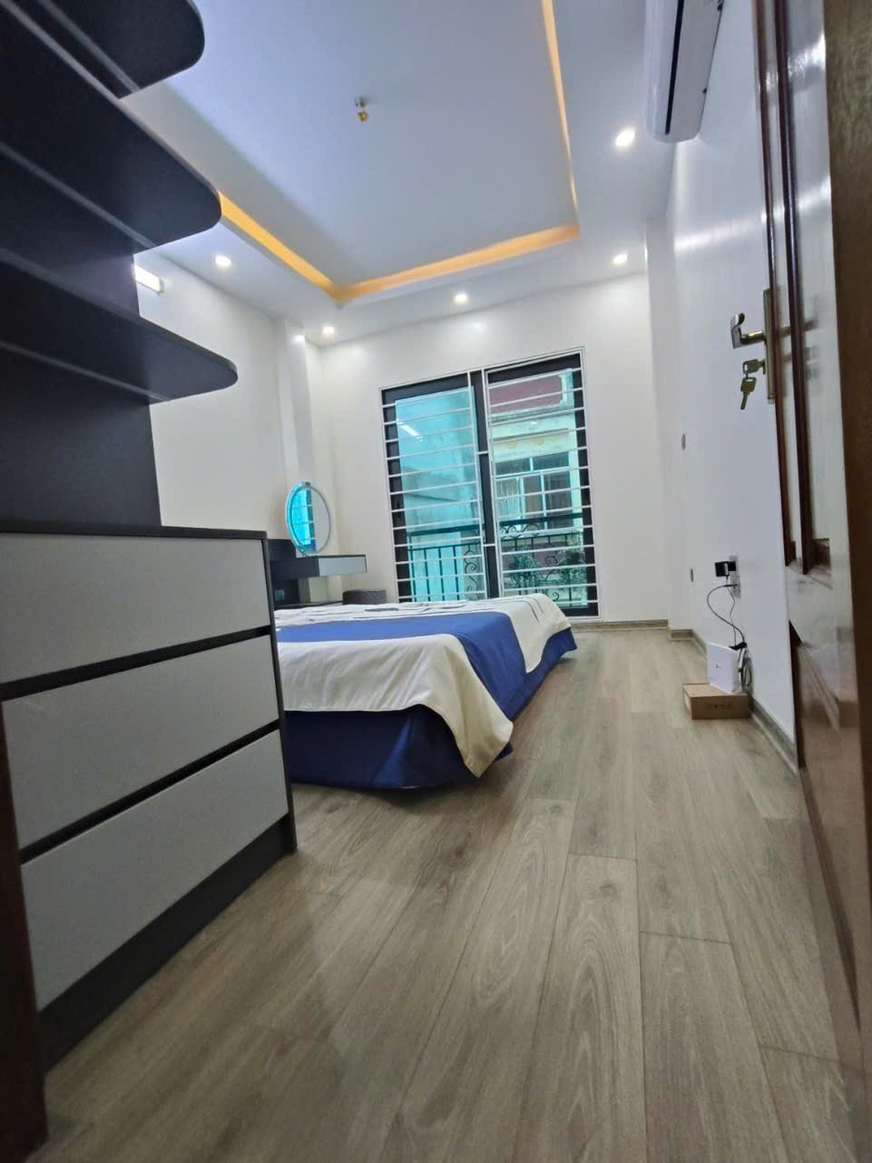 Nhà phố 55m2, 5 tầng, kinh doanh, gần phố - Giá 13x tỷ