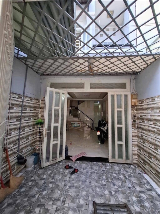 Bán nhà trung tâm Quận 8 - 4 Phòng Ngủ, 165m², 3 Tầng - Giá 4.55 Tỷ