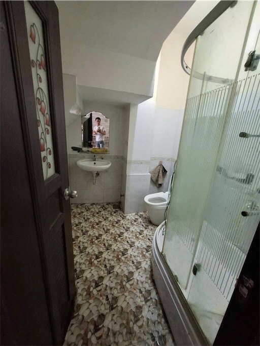 Bán nhà trung tâm Quận 8 - 4 Phòng Ngủ, 165m², 3 Tầng - Giá 4.55 Tỷ