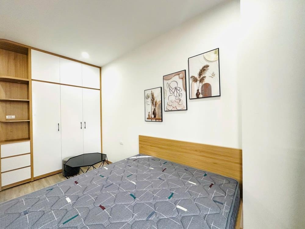 Bán 75m² - 8 Tầng - Mặt Tiền Lạc Long Quân - Tây Hồ - Giá Tốt