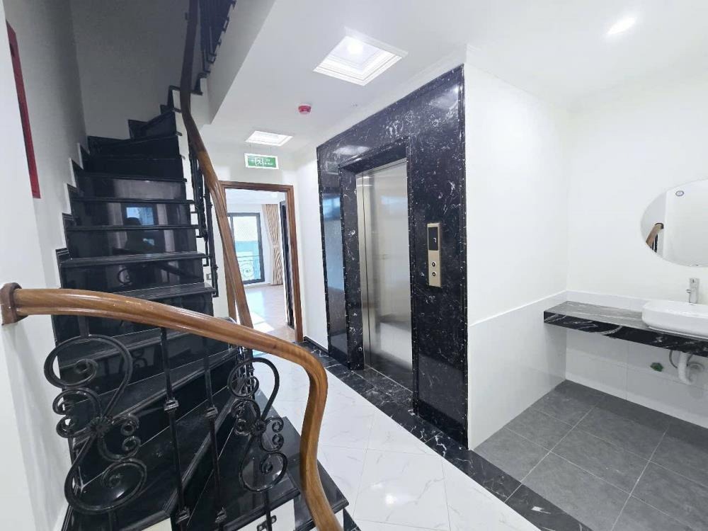 Bán nhà 7 tầng, 55m², mặt tiền 4m, Đội Cấn, Ba Đình - Kinh doanh, cho thuê