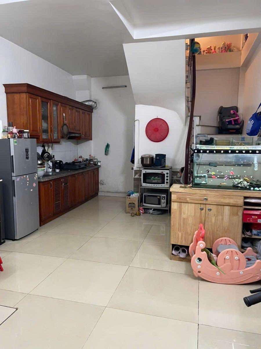 Bán Đất Tặng Nhà - Phố VIP Hoàng Quốc Việt - 50m2 - Giá 8 Tỷ | Đầu Tư Sinh Lời