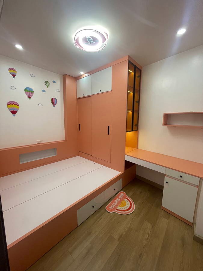 Nhà đẹp Long Biên | 4 Tầng, Mặt Tiền Rộng, Vị Trí Kim Cương