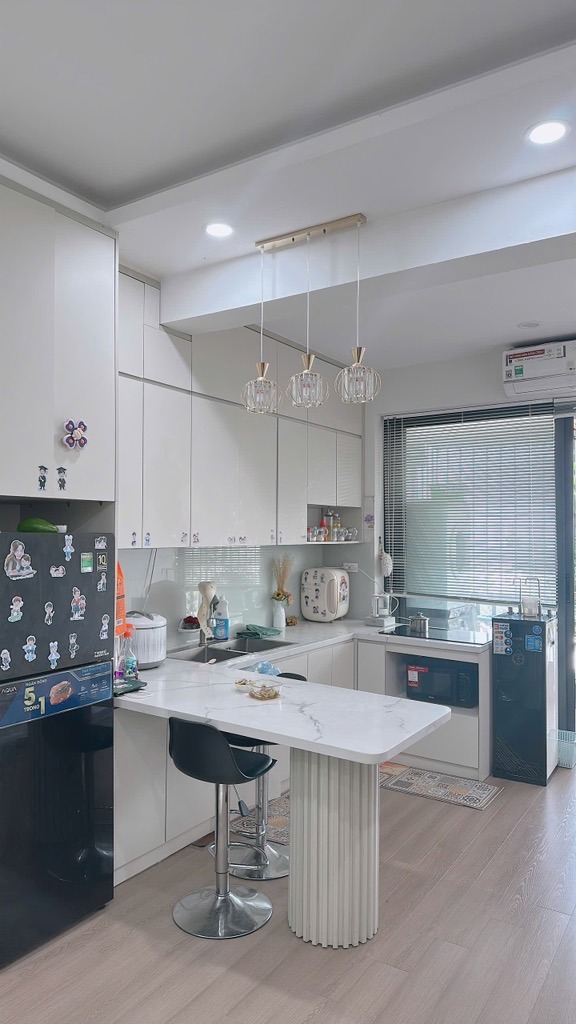 Căn Hộ 2PN Đền Lừ 2: Full Nội Thất, View Đẹp, Giá 3.69 Tỷ