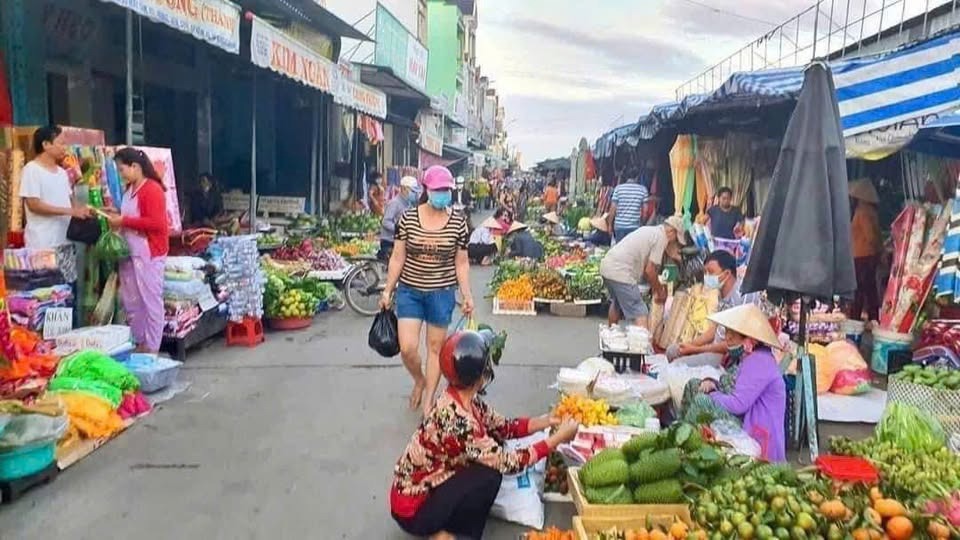 Bán Đất Nền Bình Chánh 100m2 Sổ Hồng Riêng - Giá 1.3 Tỷ