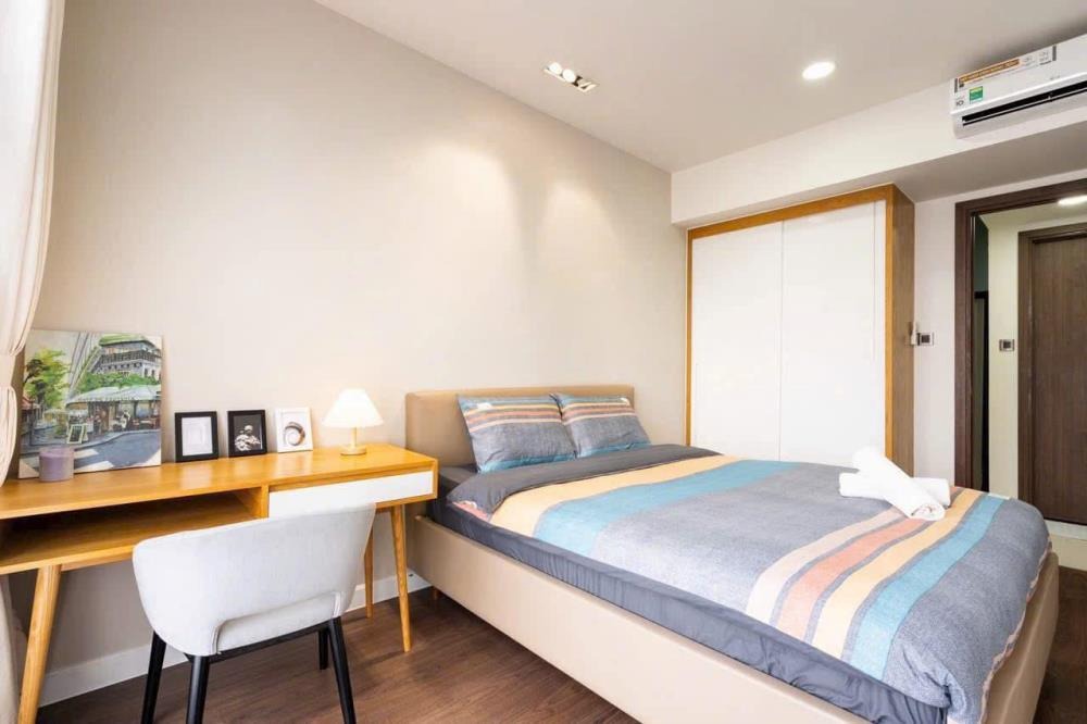 Căn Hộ 2PN View Hồ Bơi, Gần Sân Bay - 1.7 Tỷ (50m2)