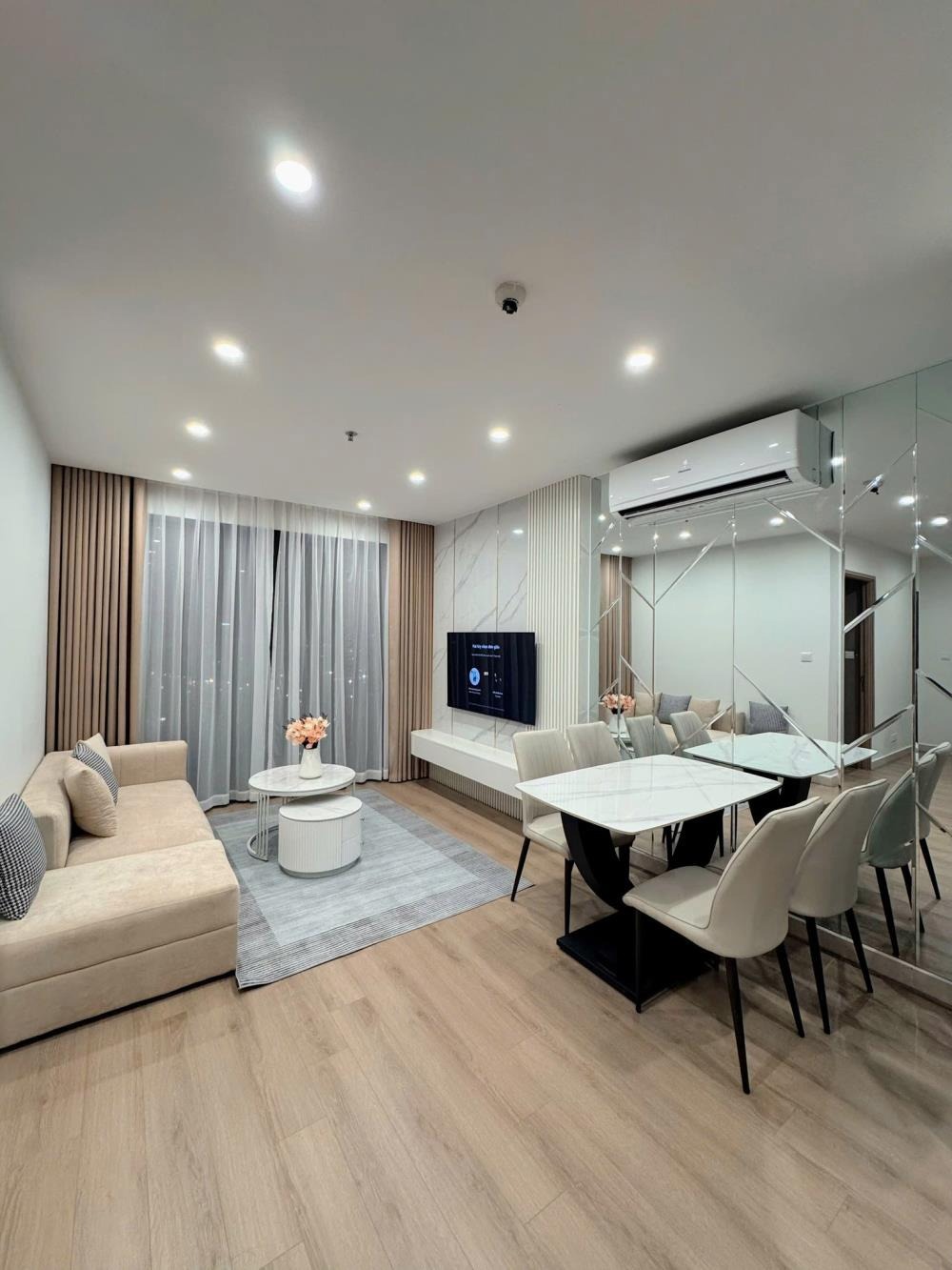 Bán chung cư Vinhomes Smart City Tây Mỗ - 2PN, 55m², View Đẹp, Giá Tốt