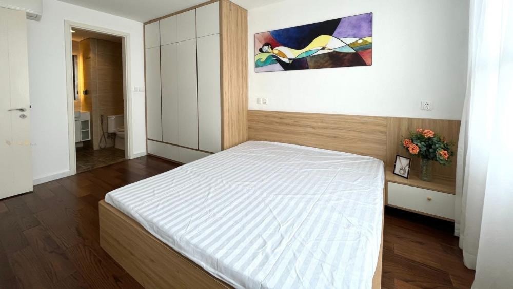 Bán Căn Hộ 2PN VinHomes D Capitale C6 Full Nội Thất - Giá 7 Tỷ