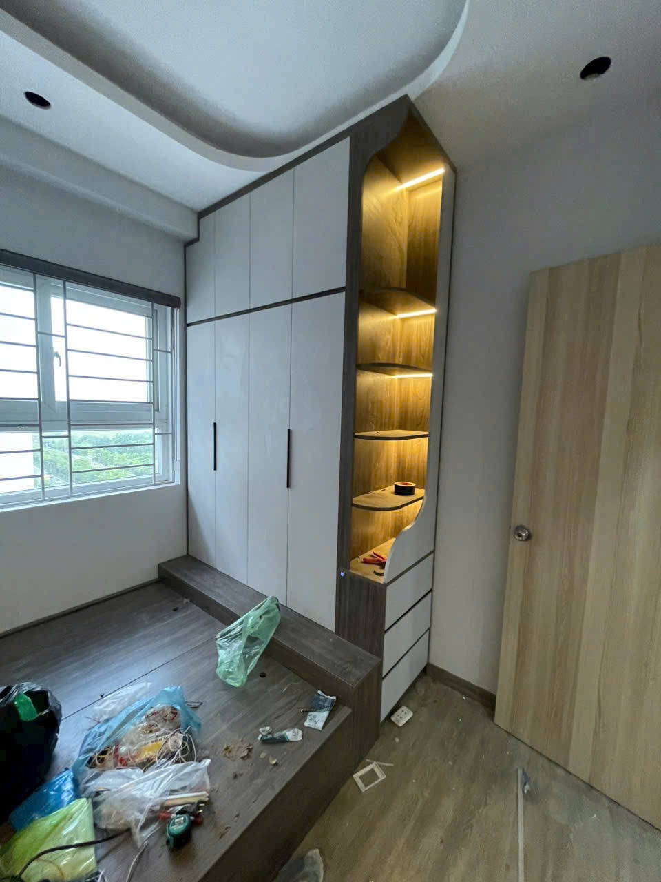 Căn Góc 2PN, 2WC, 80.72m² Tầng 11 Nội Thất Full - Giá Tốt