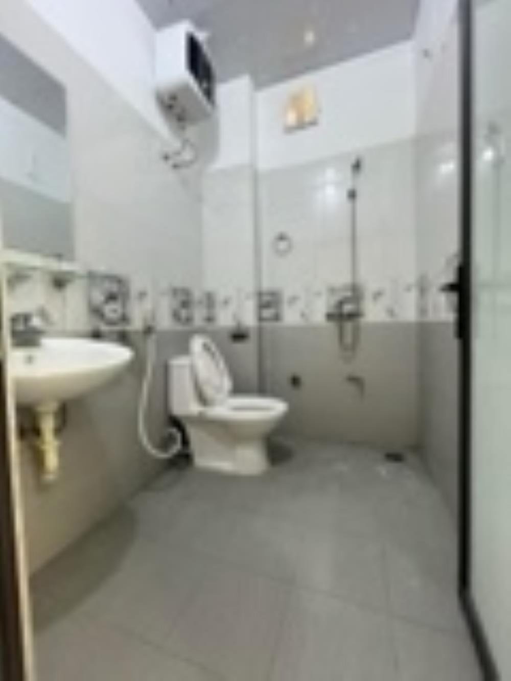 Nhà Mới 5 Tầng, 6 Tỷ - Gần Phố, Đỗ Ô Tô - Hà Đông
