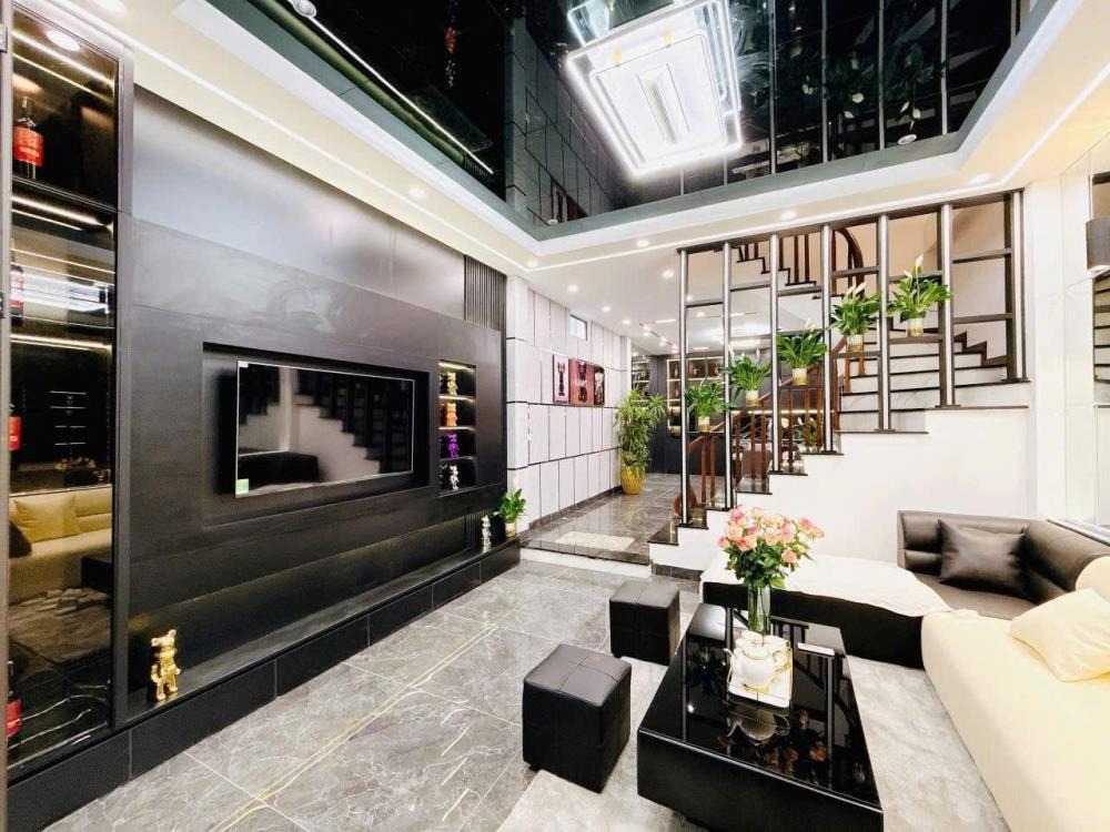 Nhà Mặt Đường Hà Đông: 50m2, 5 Tầng, Kinh Doanh, Giá 1x Tỷ