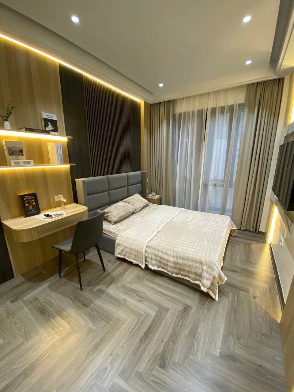 Biệt Thự Luxury 5 Tầng, Thang Máy, Full Nội Thất - Trung Tâm Hà Đông