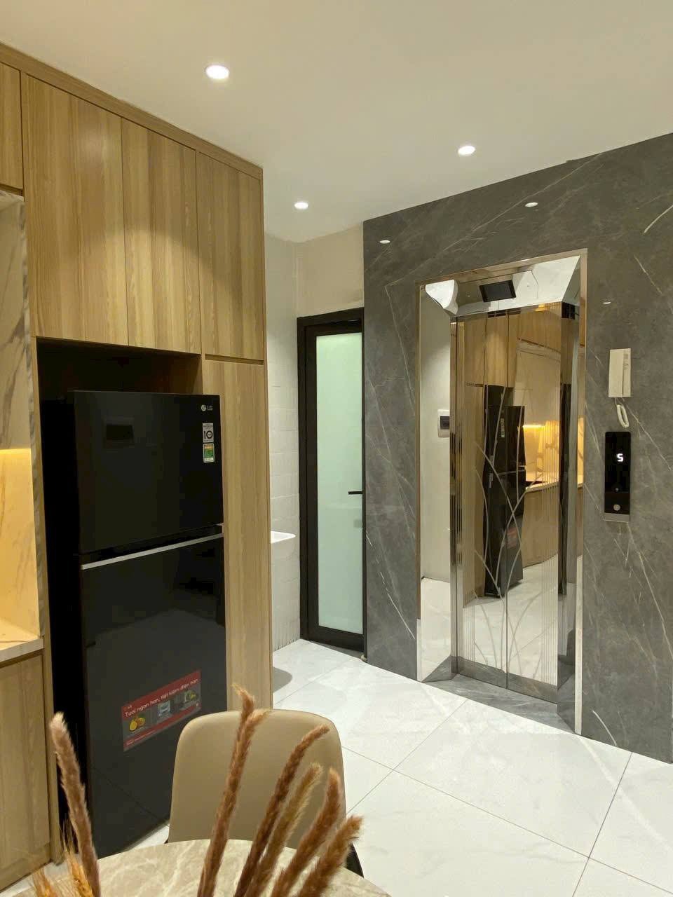 Biệt Thự Luxury 5 Tầng, Thang Máy, Full Nội Thất - Trung Tâm Hà Đông
