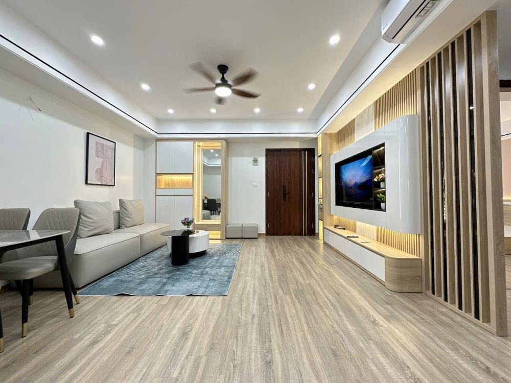 Bán Căn Hộ Oct2 Đơn Nguyên 2 Linh Đàm: 3PN, Full Nội Thất, View Hồ