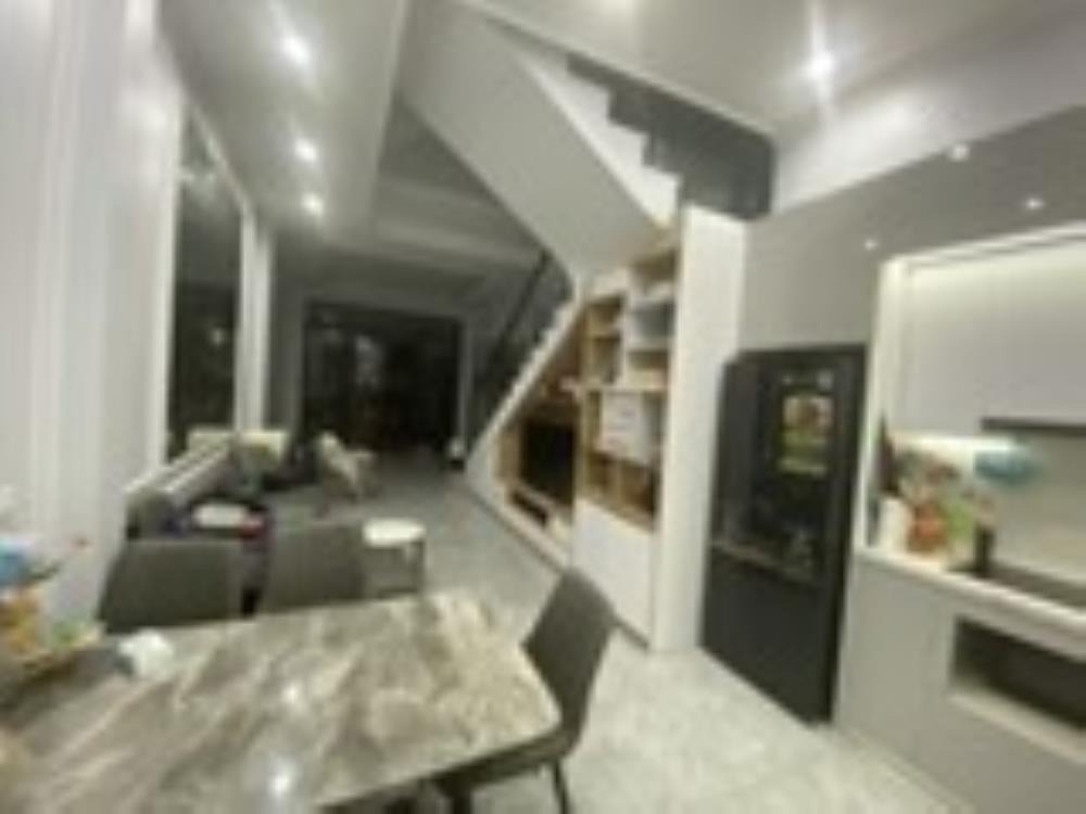 Bán nhà 33m x 6t, Thang Máy, 8.5 tỷ - Ngã Tư Sở, Nguyễn Trãi, Thanh Xuân