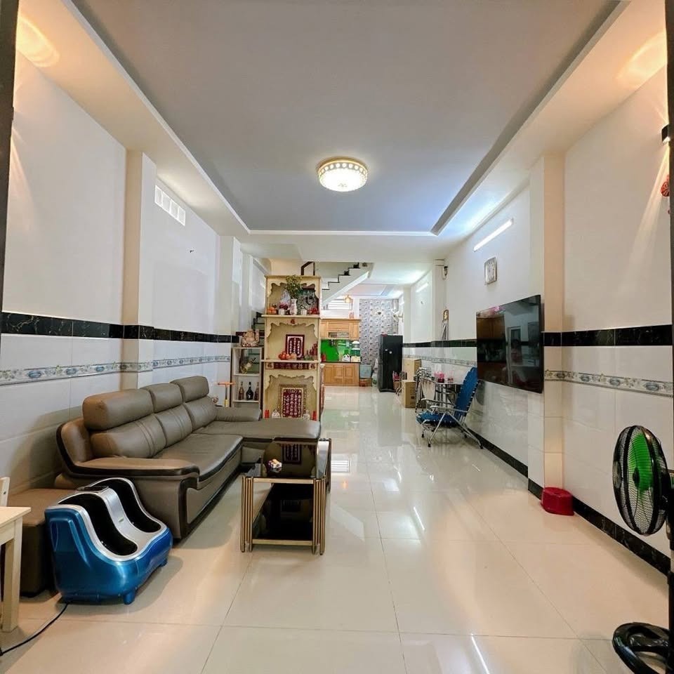 Bán nhà Bình Chánh 80m2, 1 trệt 1 lầu - Giá 1.6 tỷ (TL)