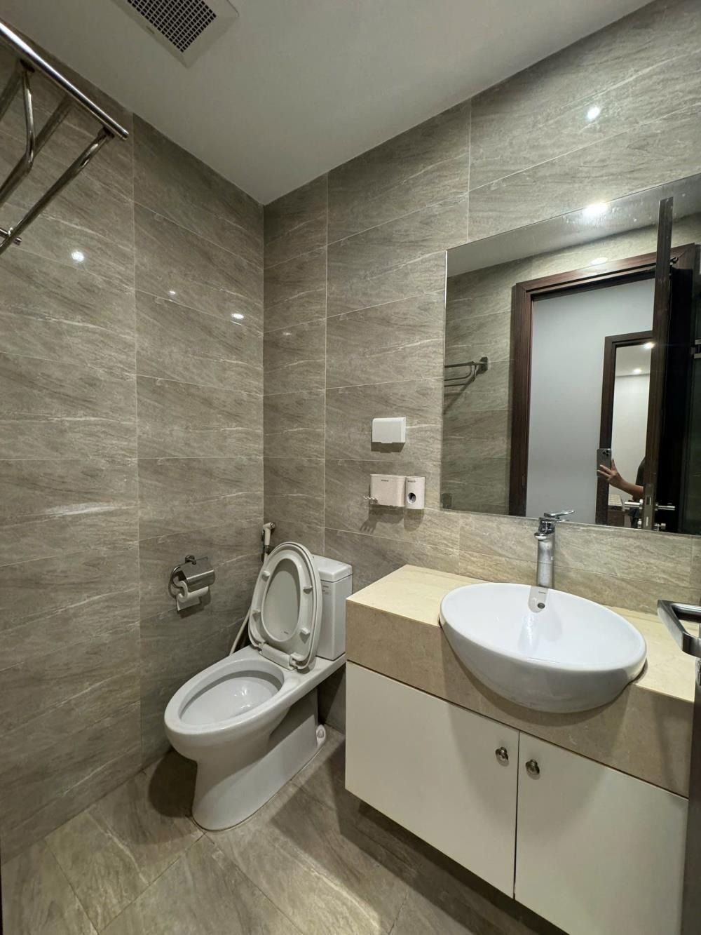 Bán Căn Hộ 3PN Green Pearl 378 Minh Khai - 7.x Tỷ Có Sổ Đỏ