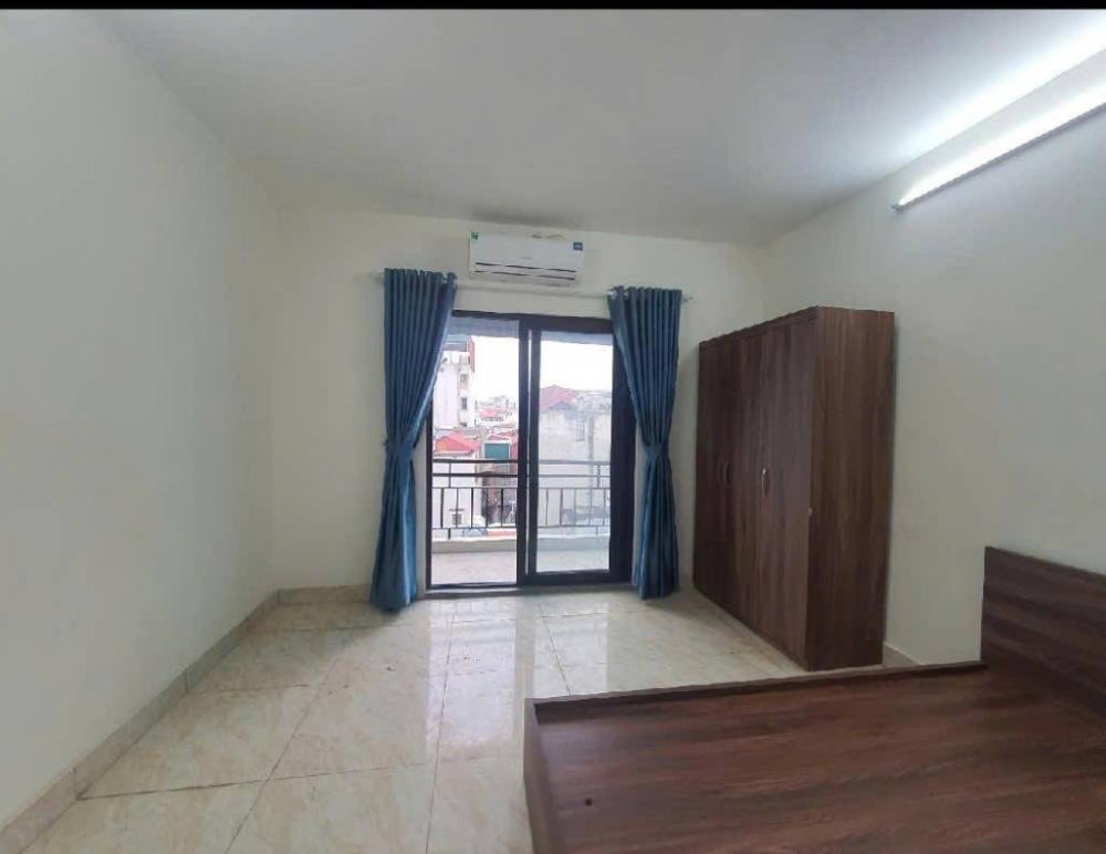 Bán Nhà Phố Đống Đa - 7 Tầng, Thang Máy, Dòng Tiền 40tr/Tháng - Vị Trí Đắc Địa