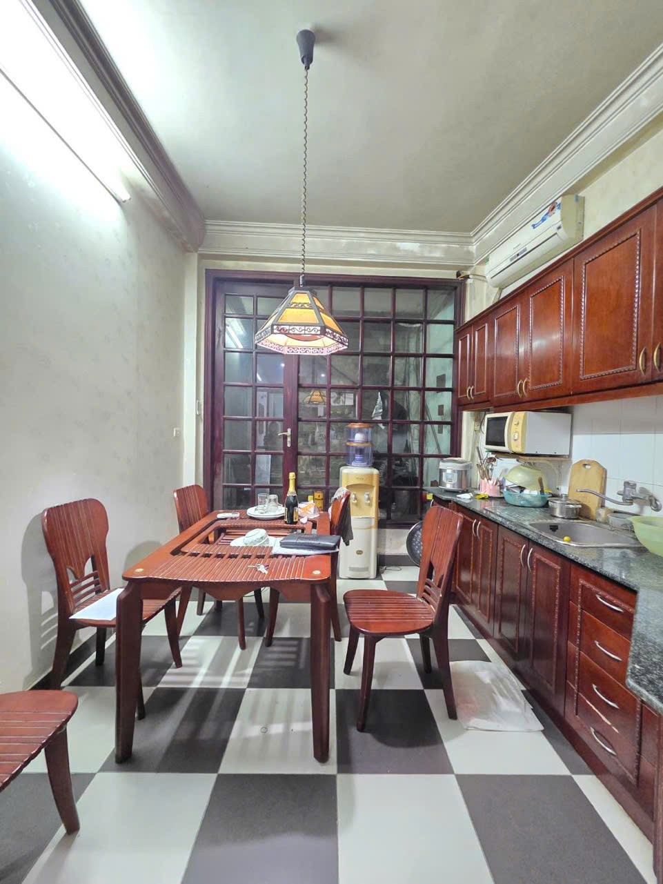 Bán nhà Bạch Mai giá 11 tỷ - 57m2, ngõ thoáng, gần phố
