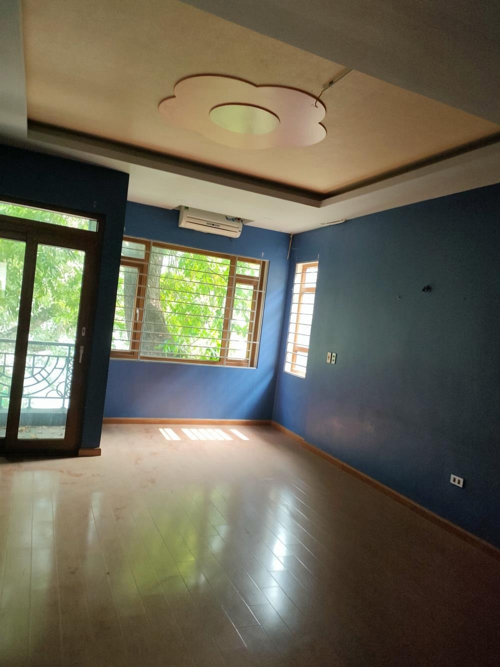 Cho Thuê Mặt Bằng Kinh Doanh Giá Tốt Tại Hoàng Mai, Hà Nội