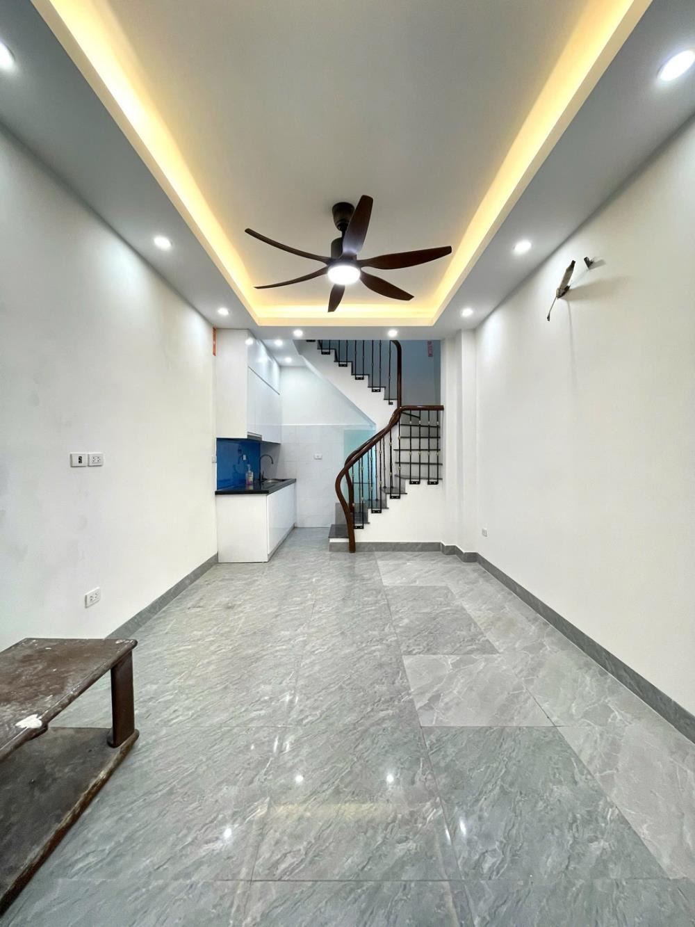 Bán nhà ngõ Thịnh Quang Đống Đa 37m2, 7.8 tỷ - Vị trí đẹp, tiện nghi đầy đủ