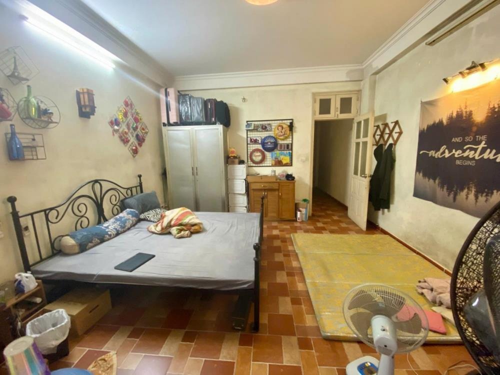 Bán gấp nhà phố Phạm Văn Đồng 45m2, 4 tầng, giá 12.6 tỷ - Vị trí đẹp, tiềm năng lớn
