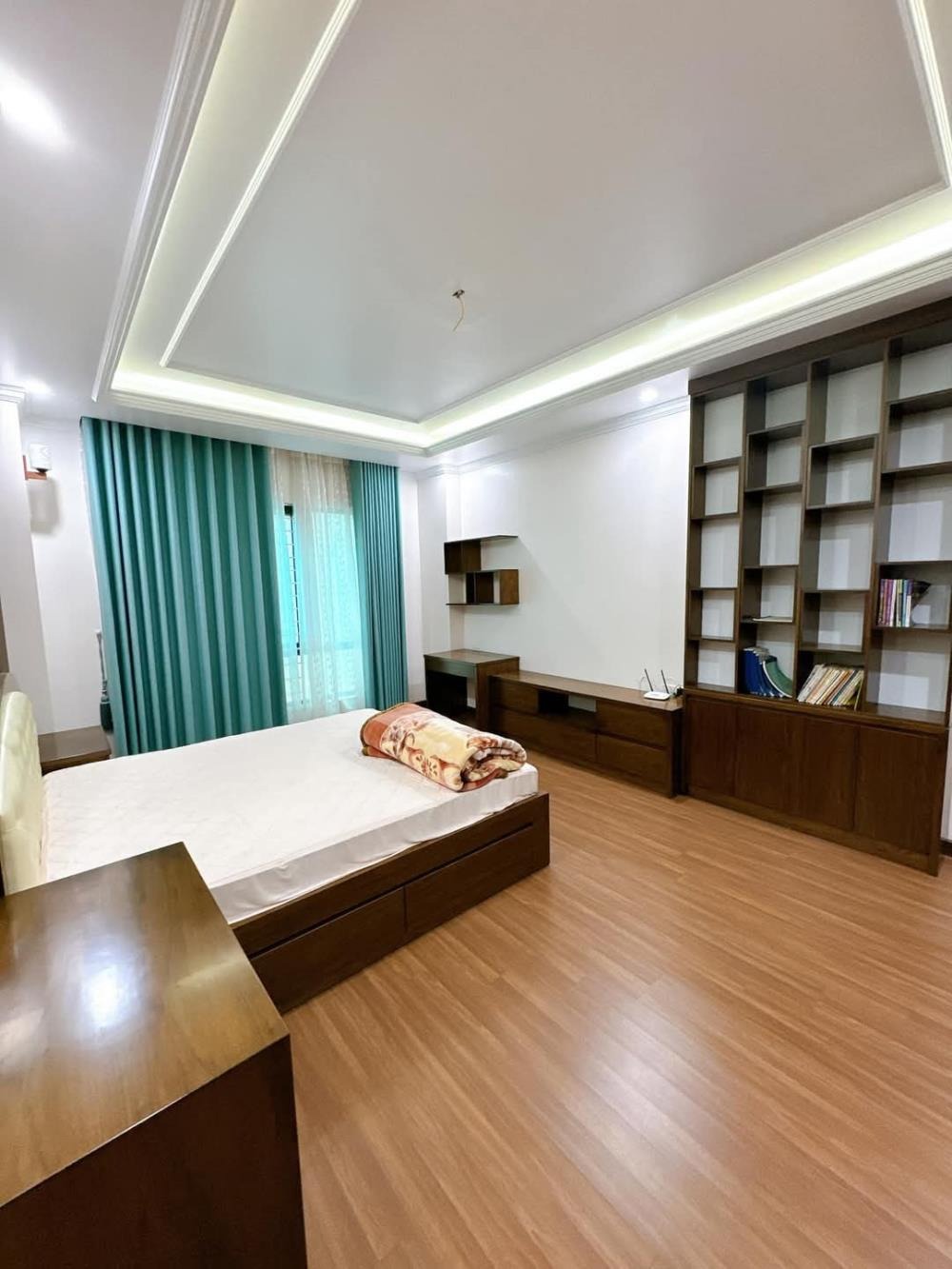 Nhà Phố Cầu Giấy - Vừa Ở Vừa Cho Thuê - Lợi Nhuận Cao | Nguyễn Thị Định