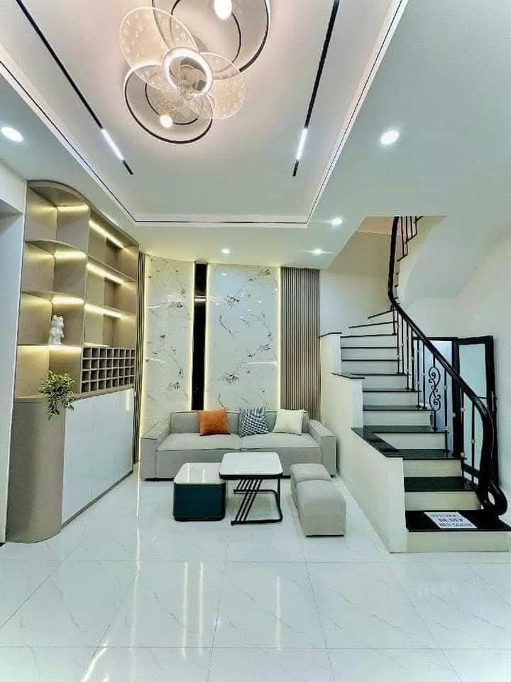 Nhà đẹp Trung Liệt, 38m², Thang Máy, Ngõ Thông, Full Option, Sổ Nở Hậu