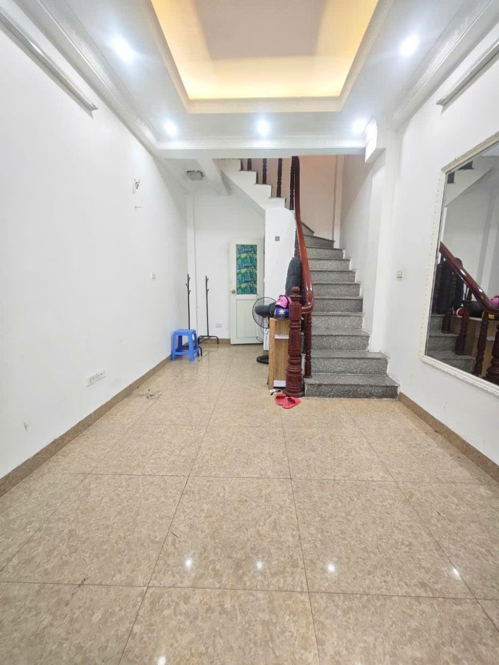 Bán nhà Ba Đình - Vị trí Đỉnh, Gần Lăng Bác, Giá Tốt