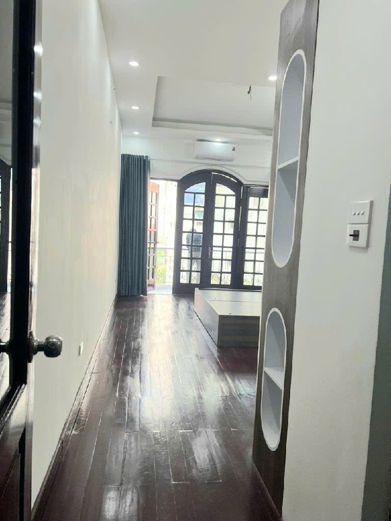 Mặt Ngõ Kinh Doanh Cầu Giấy - 6 Tầng Thang Máy, Vị Trí Đắc Địa