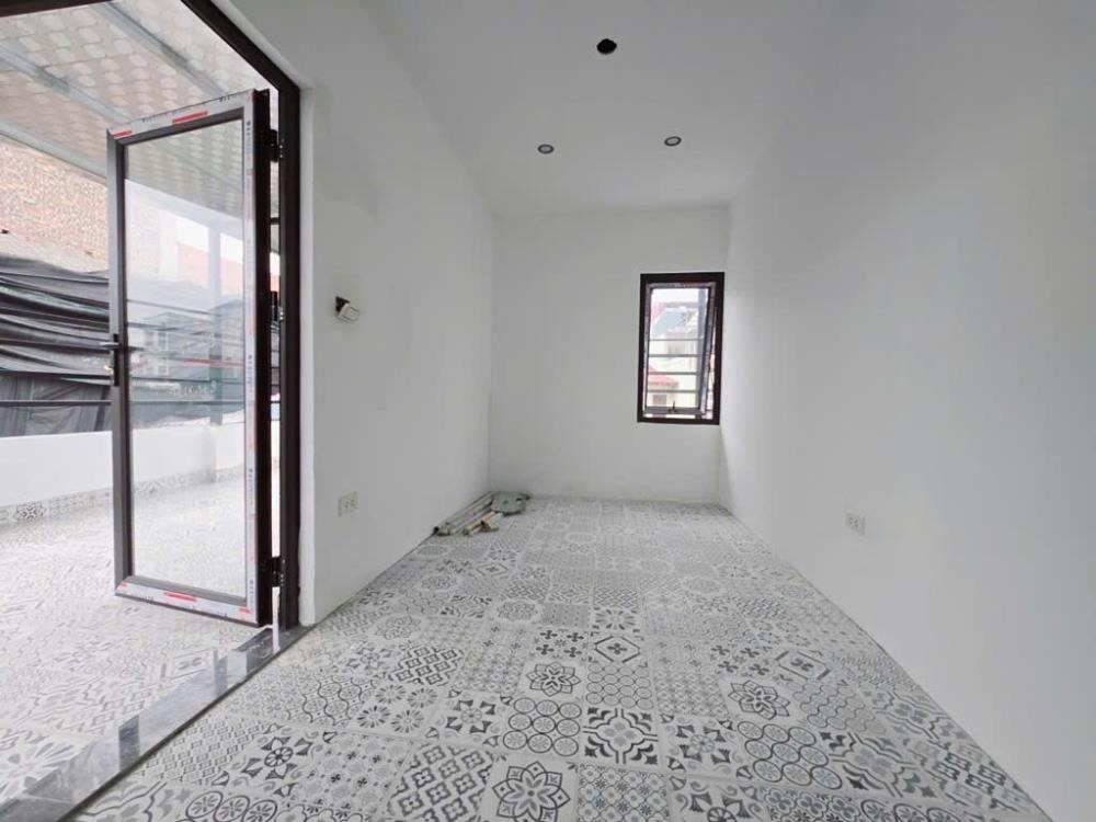 Nhà Đội Cấn Mặt Tiền 5m - Vị Trí Đẹp - Giá Tốt - Ba Đình
