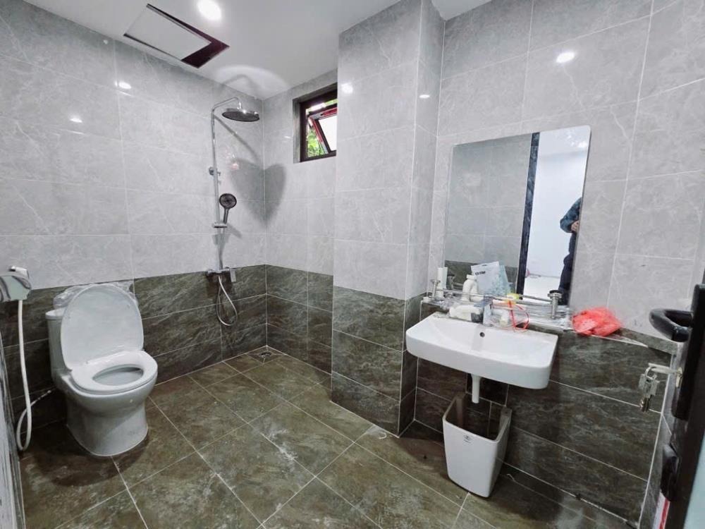 Nhà Đội Cấn Mặt Tiền 5m - Vị Trí Đẹp - Giá Tốt - Ba Đình