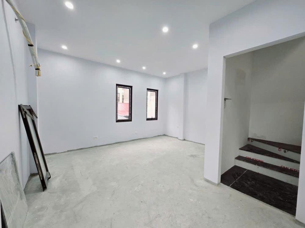 Nhà Đội Cấn Mặt Tiền 5m - Vị Trí Đẹp - Giá Tốt - Ba Đình